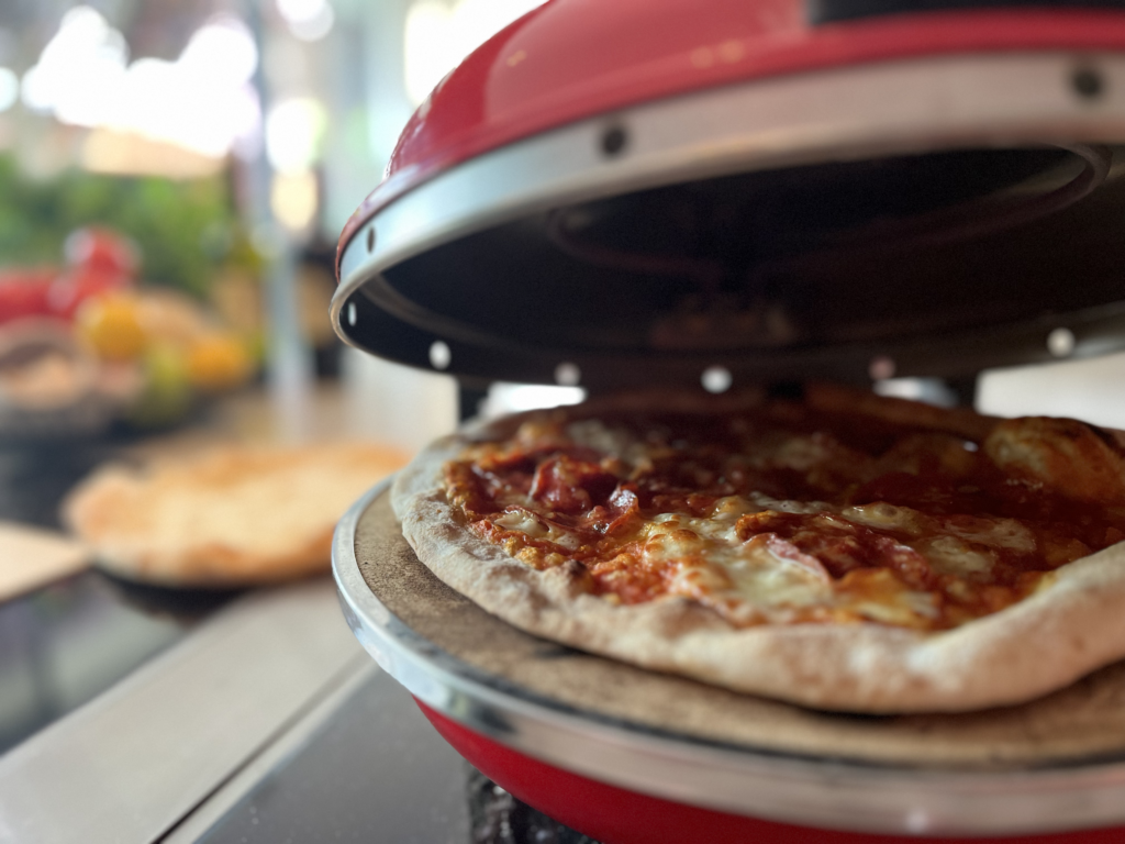 Kant en klaar pizzadeeg in pizzaoven